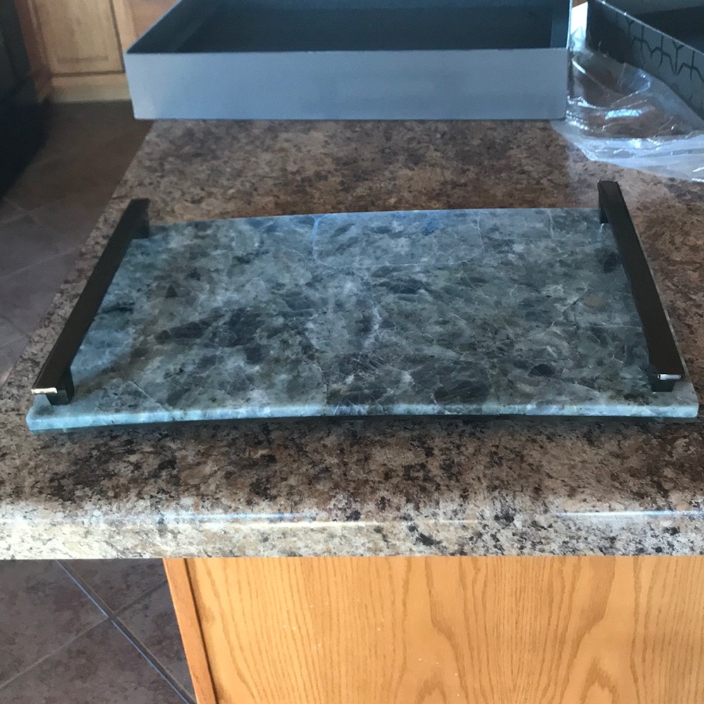 Read below NEW Kendra Scott Stone Slab Tray - Picture 6 of 11